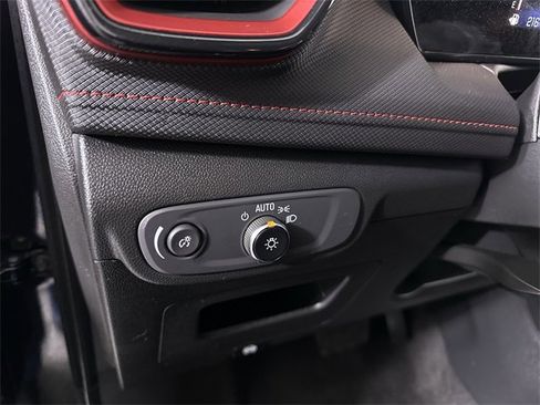 Used 2024 Chevrolet TrailBlazer RS image 18