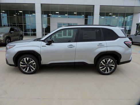 New 2026 Subaru Forester Touring AWD/4WD image 8
