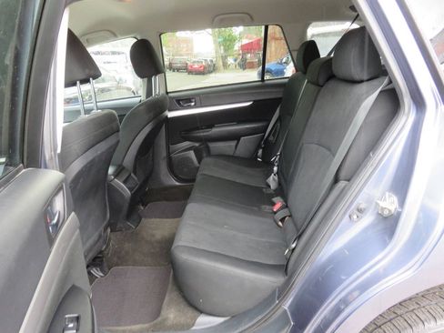 Used 2014 Subaru Outback 2.5i Premium AWD/4WD image 17