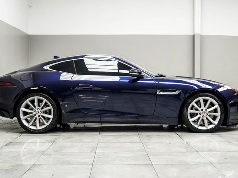 Used 2018 Jaguar F-TYPE Coupe image 6