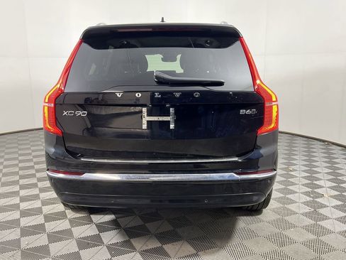 Used 2024 Volvo XC90 B6 Plus w/ Protection Package image 9