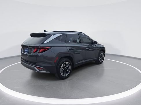 Certified 2026 Hyundai Tucson SEL FWD image 8