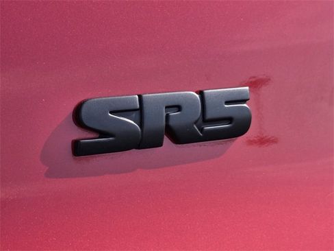 Used 2021 Toyota 4Runner SR5 Premium w/ Moonroof Package image 11