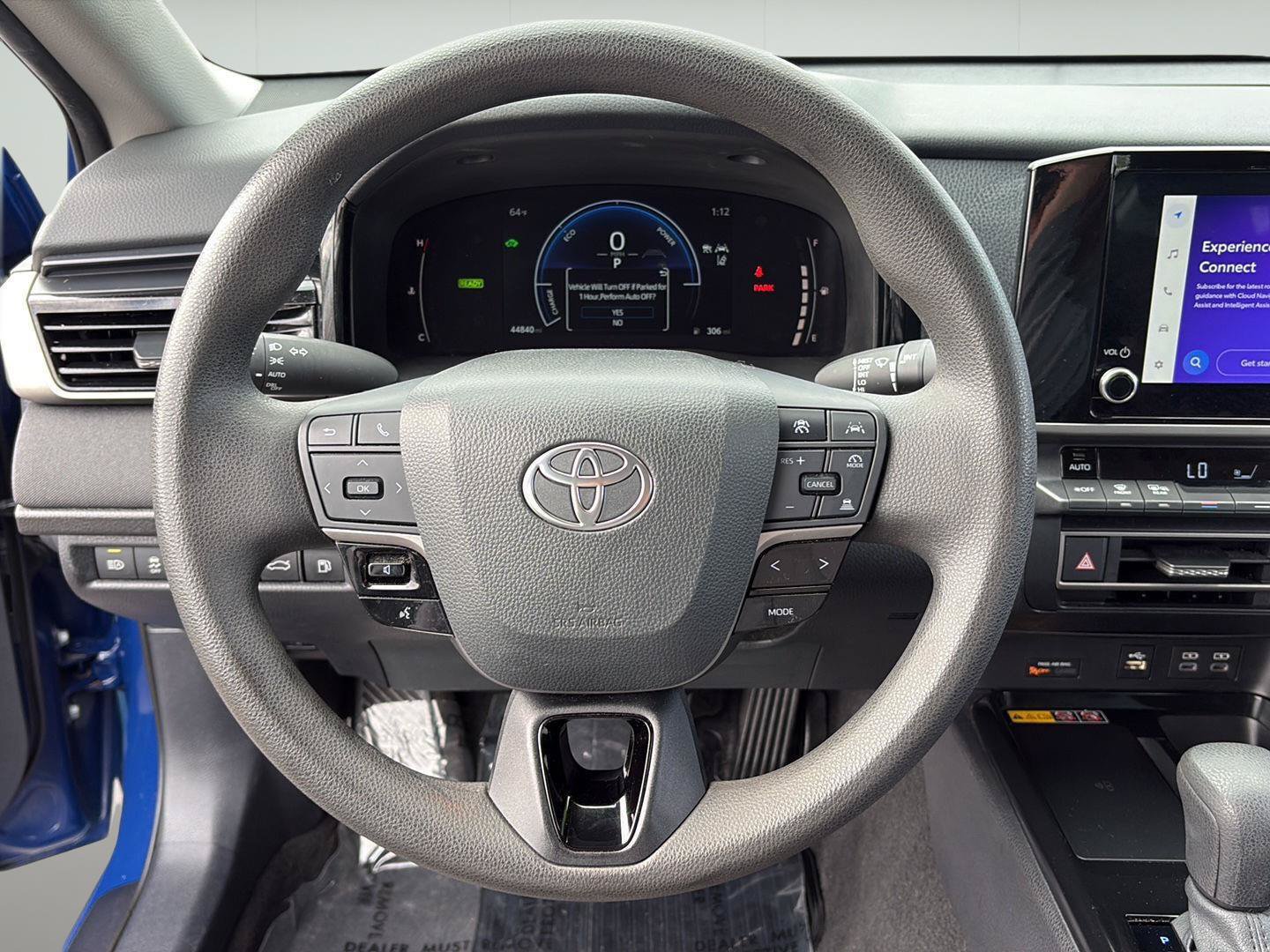 Used 2025 Toyota Camry LE FWD image 9