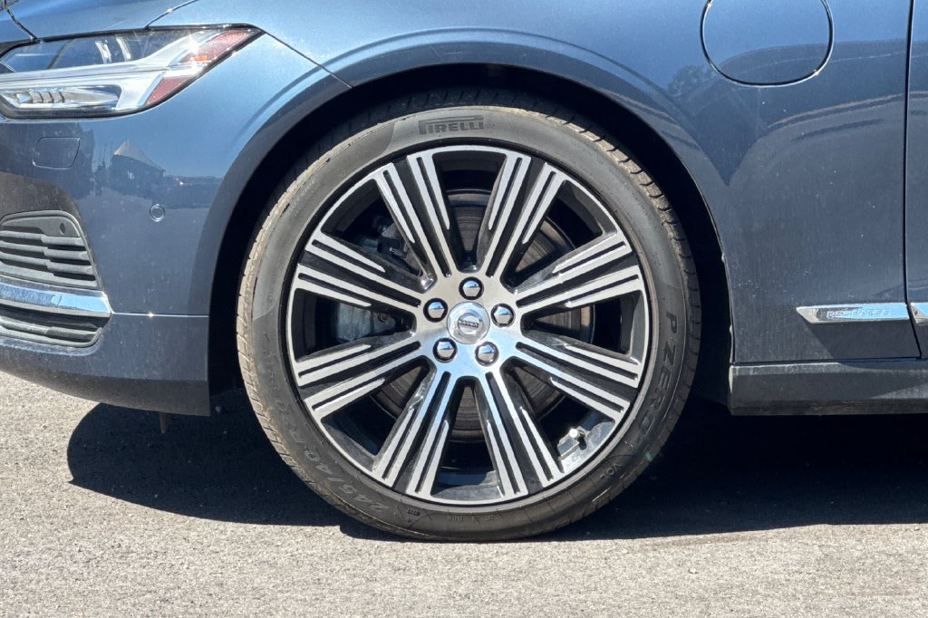 Used 2024 Volvo S90 T8 Ultimate AWD/4WD image 10