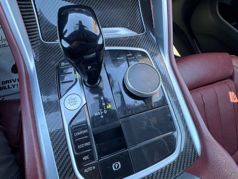 Used 2022 BMW X6 M50i w/ Premium Package image 30