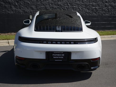 Certified 2026 Porsche 911 Carrera RWD image 6