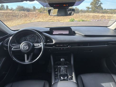 Used 2021 MAZDA MAZDA3 s FWD image 19