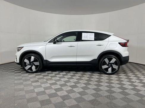 Certified 2023 Volvo C40 P8 Recharge Ultimate image 7