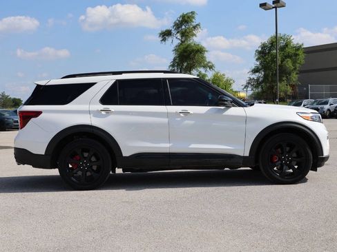 Used 2022 Ford Explorer ST w/ Equipment Group 401A AWD/4WD image 7