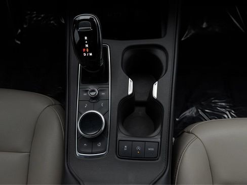 Used 2023 Cadillac XT4 Luxury image 19