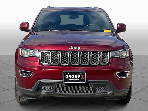 Used 2019 Jeep Grand Cherokee Laredo w/ Laredo X Package image 4