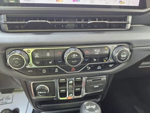 New 2025 Jeep Wrangler Sahara image 17