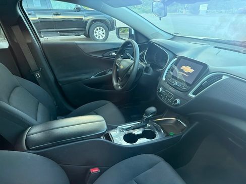 Used 2024 Chevrolet Malibu LT FWD image 10