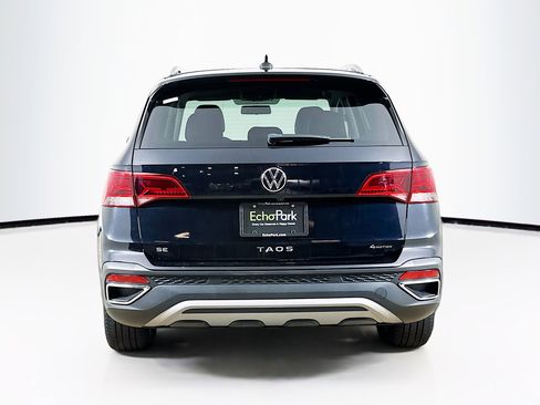 Used 2022 Volkswagen Taos SE image 7