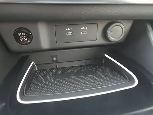 Used 2025 Nissan Rogue SL image 20