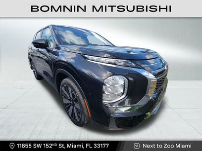 New 2025 Mitsubishi Outlander SE