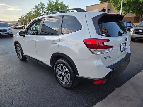 Used 2020 Subaru Forester Premium w/ Popular Package #1 AWD/4WD image 6