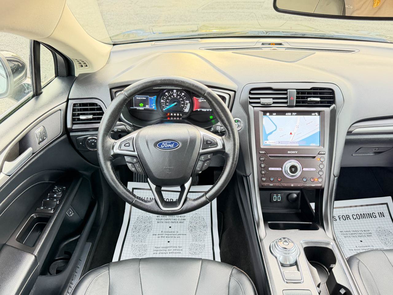 Used 2019 Ford Fusion Energi Titanium FWD image 28