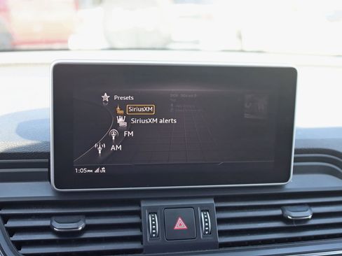 Used 2018 Audi SQ5 Premium Plus AWD/4WD image 22
