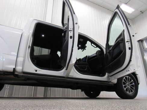 Used 2019 Ford F150 XLT w/ Equipment Group 302A Luxury AWD/4WD image 20