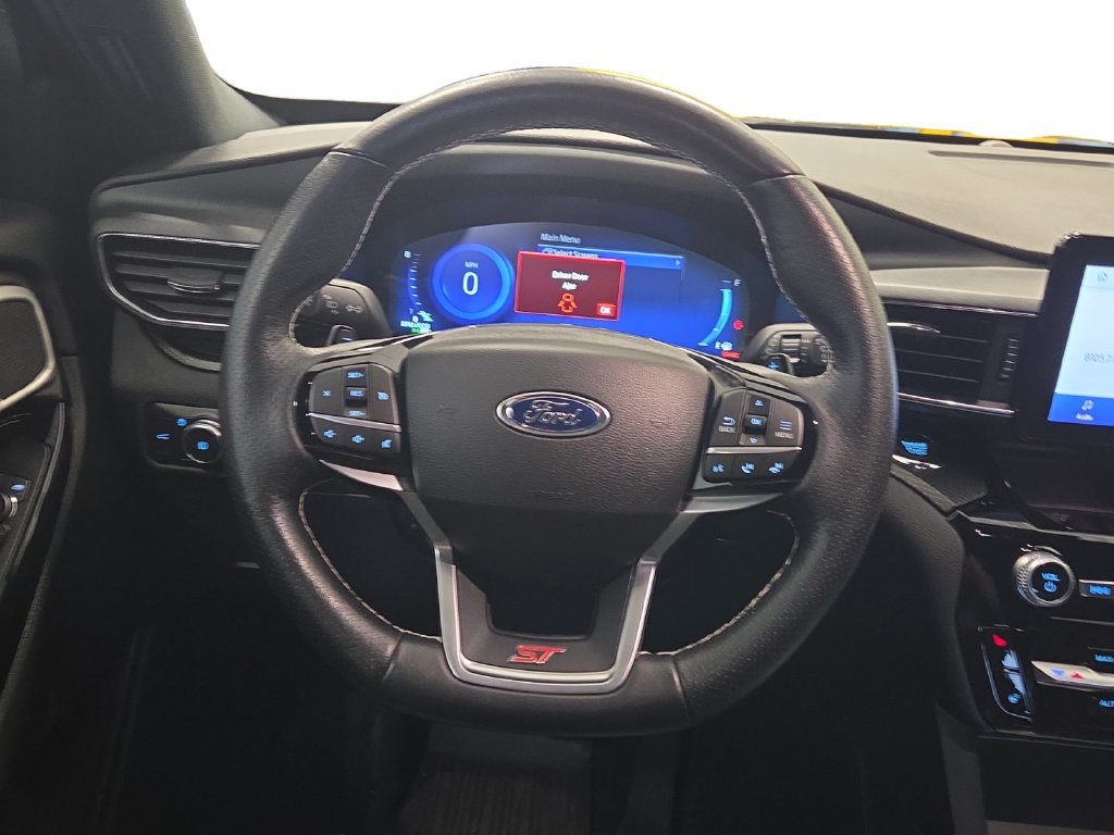 Used 2022 Ford Explorer ST w/ ST Street Pack AWD/4WD image 12