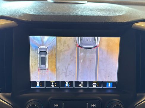 Used 2022 GMC Terrain Denali image 42