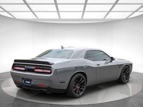 Used 2023 Dodge Challenger SRT Hellcat RWD image 3