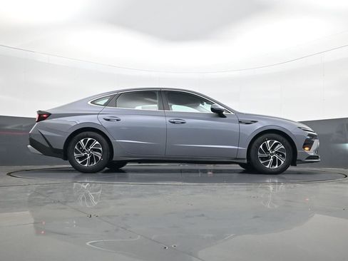 New 2026 Hyundai Sonata Blue FWD image 24