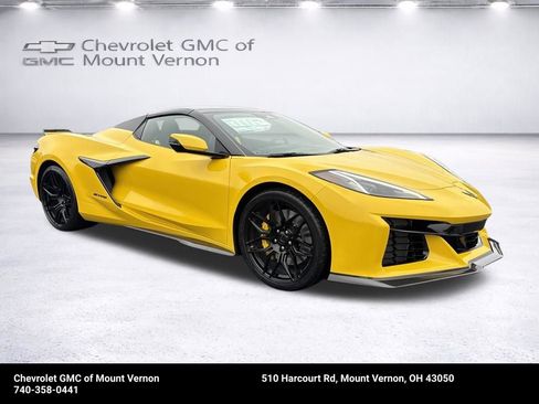 New 2026 Chevrolet Corvette Z06 w/ Stealth Interior Trim Package RWD image 8