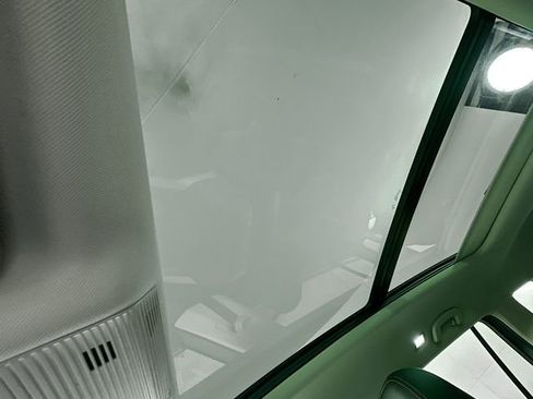 Used 2025 Volkswagen Atlas Peak Edition SE image 22