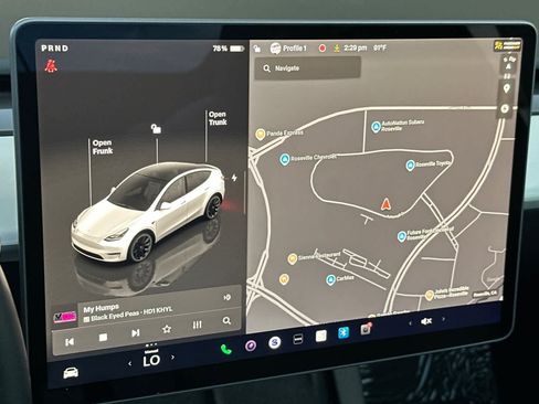 Used 2024 Tesla Model Y Long Range AWD/4WD image 21