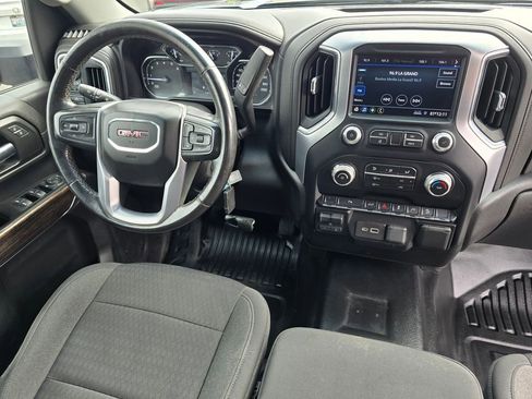 Used 2022 GMC Sierra 2500 SLE image 11