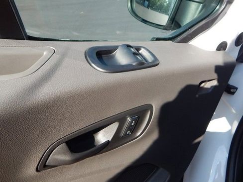 New 2025 Ford Transit 250 148 Medium Roof w/ Load Area Protection Package image 13