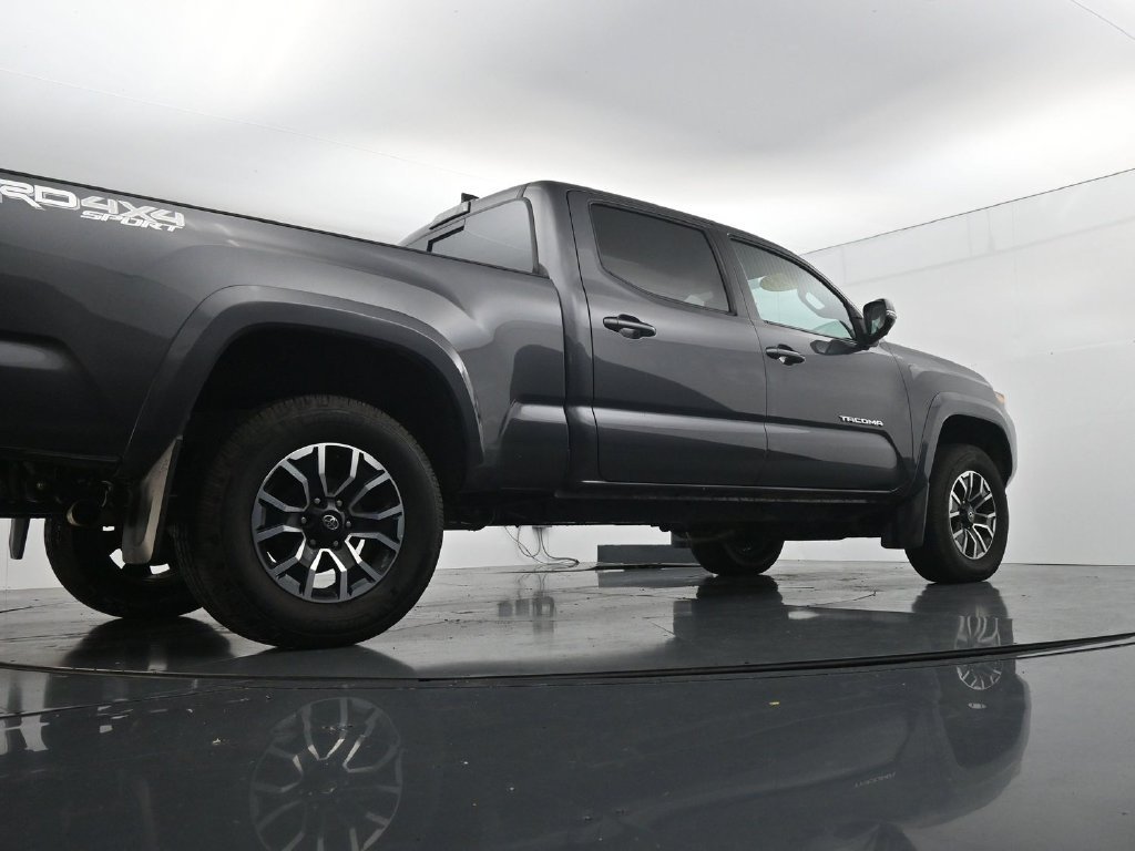 Used 2023 Toyota Tacoma TRD Sport w/ TRD Premium Sport Package AWD/4WD image 37