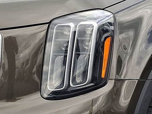Used 2023 Kia Telluride S w/ S Sunroof Package AWD/4WD image 10