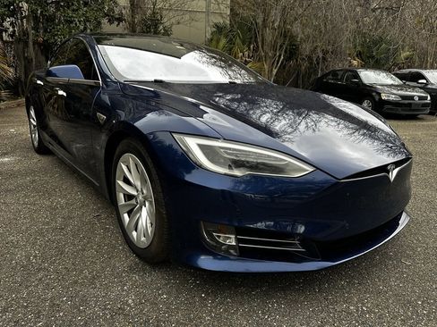 Used 2016 Tesla Model S 75D image 2