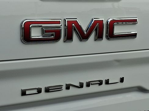 Used 2023 GMC Sierra 1500 Denali w/ Denali Reserve Package image 37