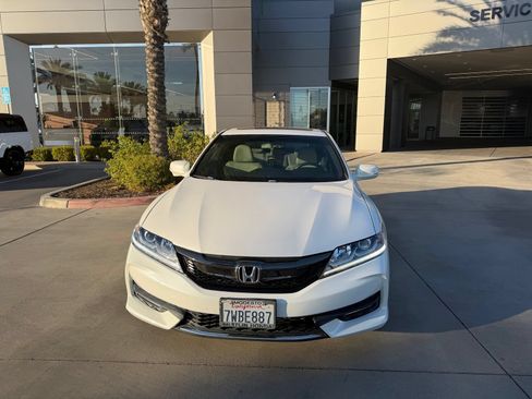 Used 2016 Honda Accord EX-L image 2