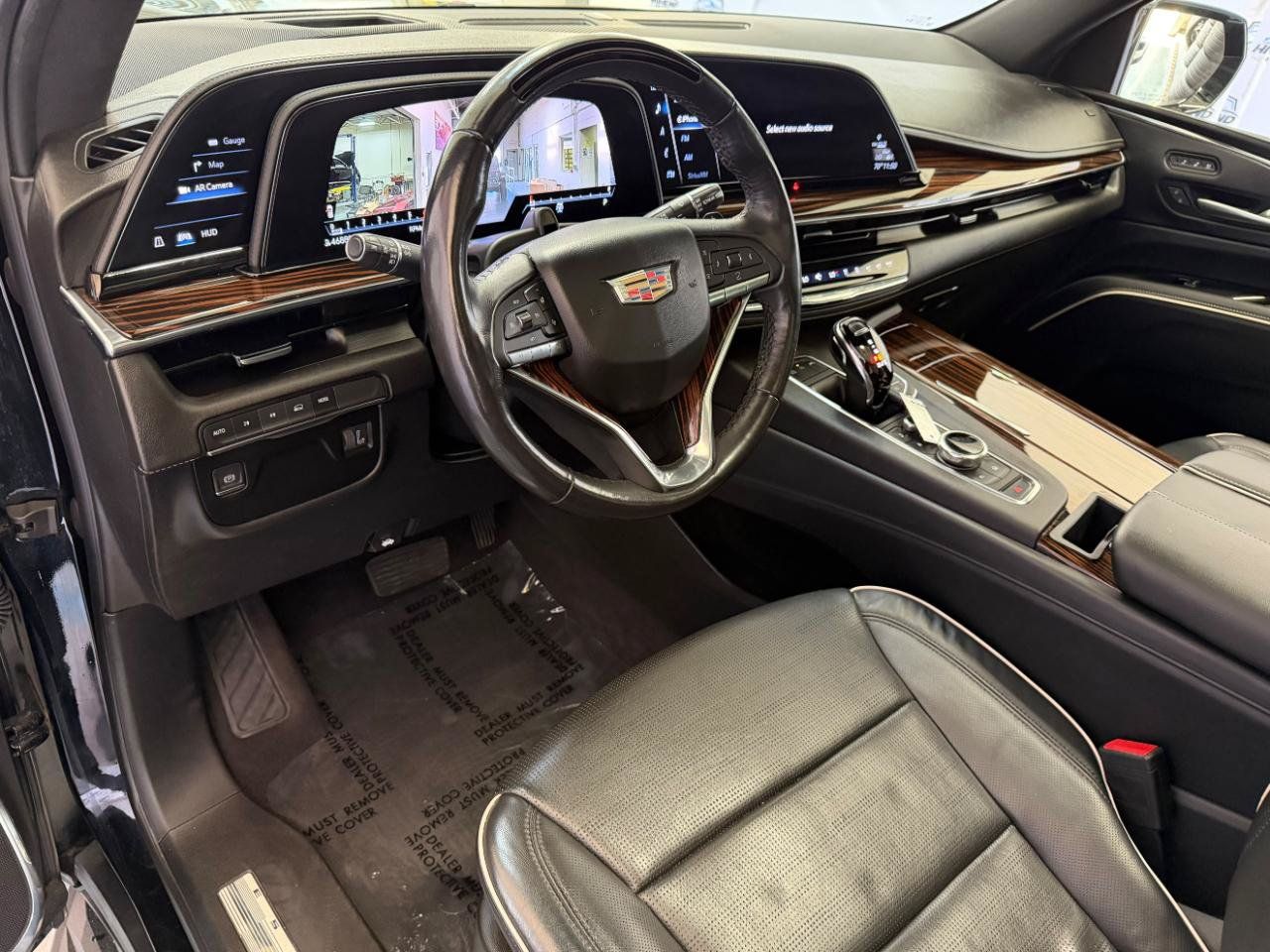Used 2023 Cadillac Escalade Premium Luxury w/ LPO, Floor Liner Package AWD/4WD image 15