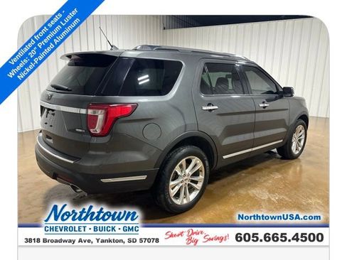 Used 2019 Ford Explorer Limited AWD/4WD image 5