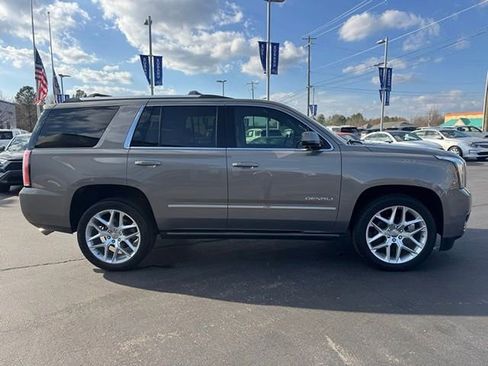 Used 2019 GMC Yukon Denali w/ Denali Ultimate Package image 6