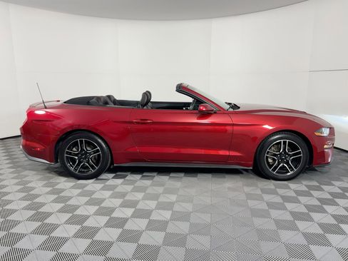 Used 2020 Ford Mustang Convertible w/ Equipment Group 101A image 8