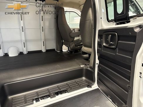 New 2025 Chevrolet Express 3500 Extended w/ Driver Convenience Package image 28