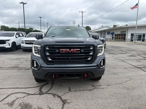 Used 2021 GMC Sierra 1500 AT4 w/ AT4 Value Package AWD/4WD image 3