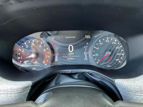 Used 2023 Jeep Compass Latitude AWD/4WD image 13