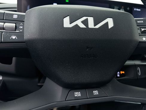 Used 2024 Kia EV9 Wind AWD/4WD image 9