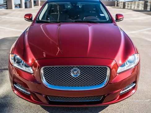 Used 2012 Jaguar XJ image 69