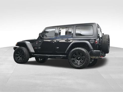 Used 2023 Jeep Wrangler Unlimited Rubicon w/ Cold Weather Group AWD/4WD image 26