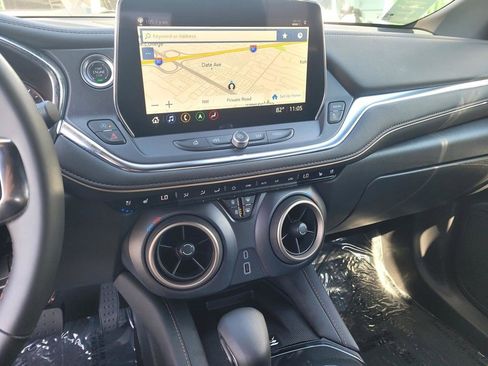 Certified 2025 Chevrolet Blazer Premier w/ Driver Confidence II Package image 18